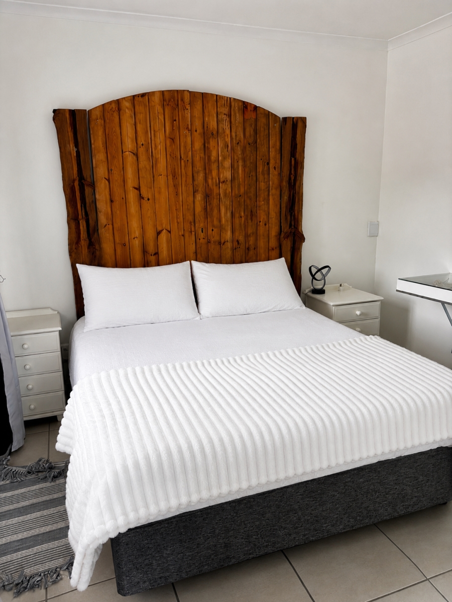 To Let 2 Bedroom Property for Rent in Poortjies Western Cape